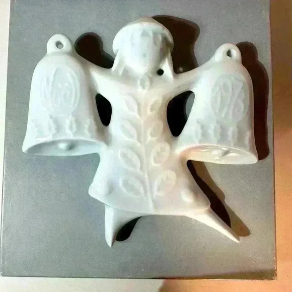 Haviland Limoges FRANCE Dancing Bells 1973 Christmas Ornament with Box Vintage - Picture 1 of 3